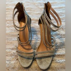 Top Moda Strappy Heels